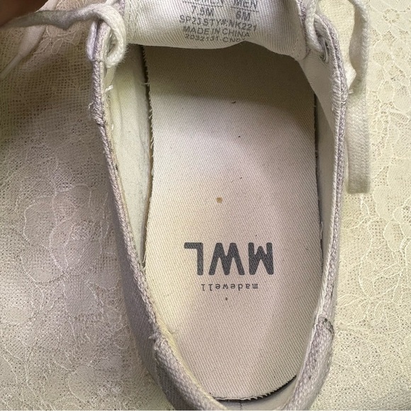 Madewell Womens 7.5 Sidewalk Canvas LowTop Sneakers Pastel Purple Lace Up Spring - Picture 9 of 11